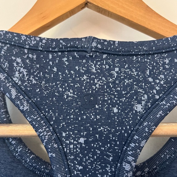 High Neck Ebb to Street Cropped Tank. - Picture 6 of 7